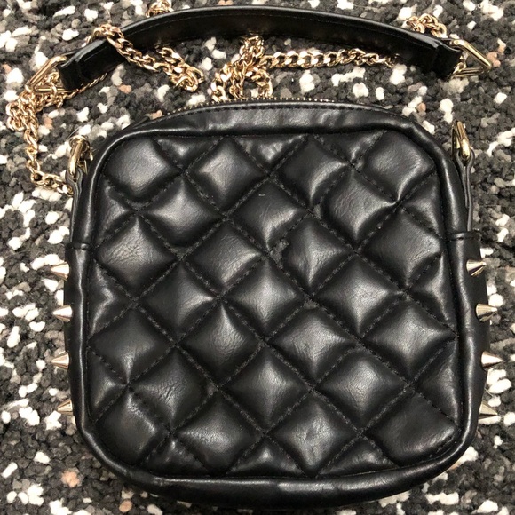 Zara Bags Zara Small Bag With Gold Chain Poshmark